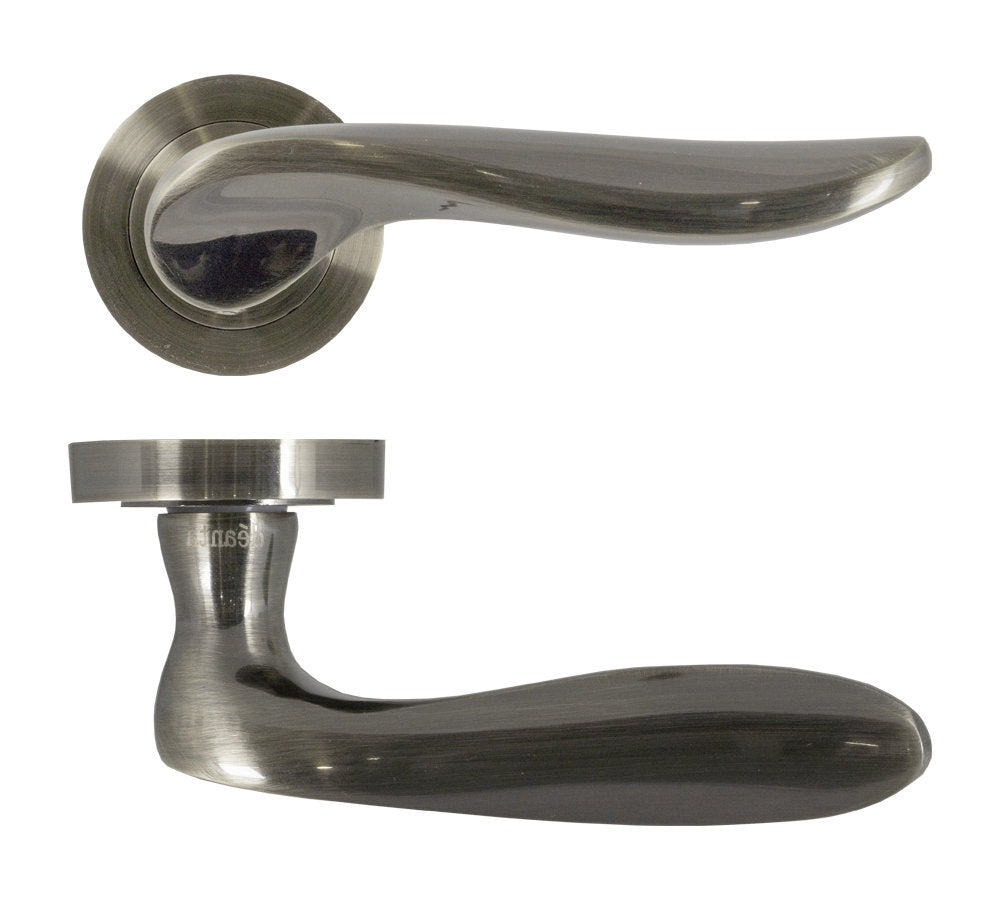 Blasket Handles - Antique Brass